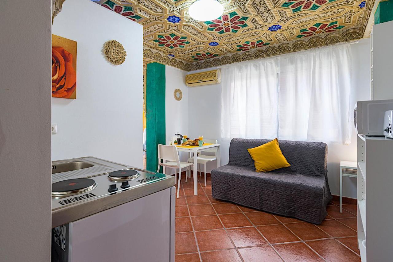 Casablanca Citycenter Young People Only Apartment Malaga Luaran gambar